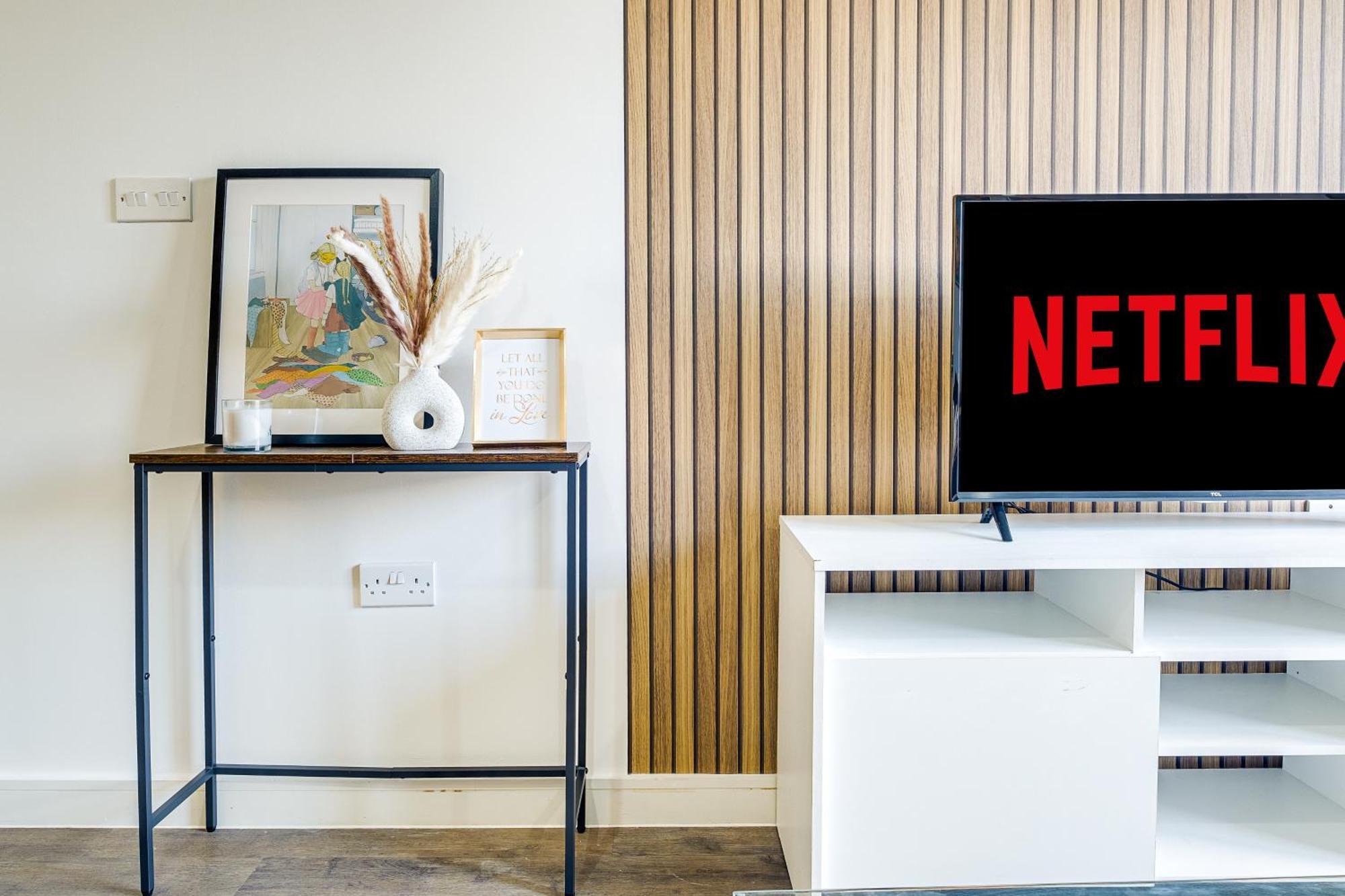 City Centre Emerald Escape - Sleeps-6, 2Beds & 2Baths , Netflix , Free Internet Birmingham Exterior photo